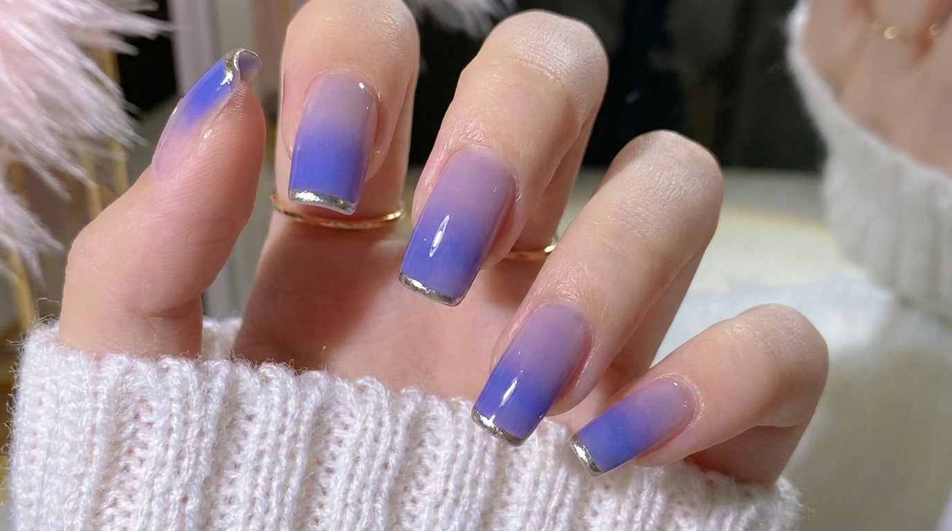 Unghie Gradient Blu e Viola con French Tip Metallizzato — Tutorial Passo dopo Passo