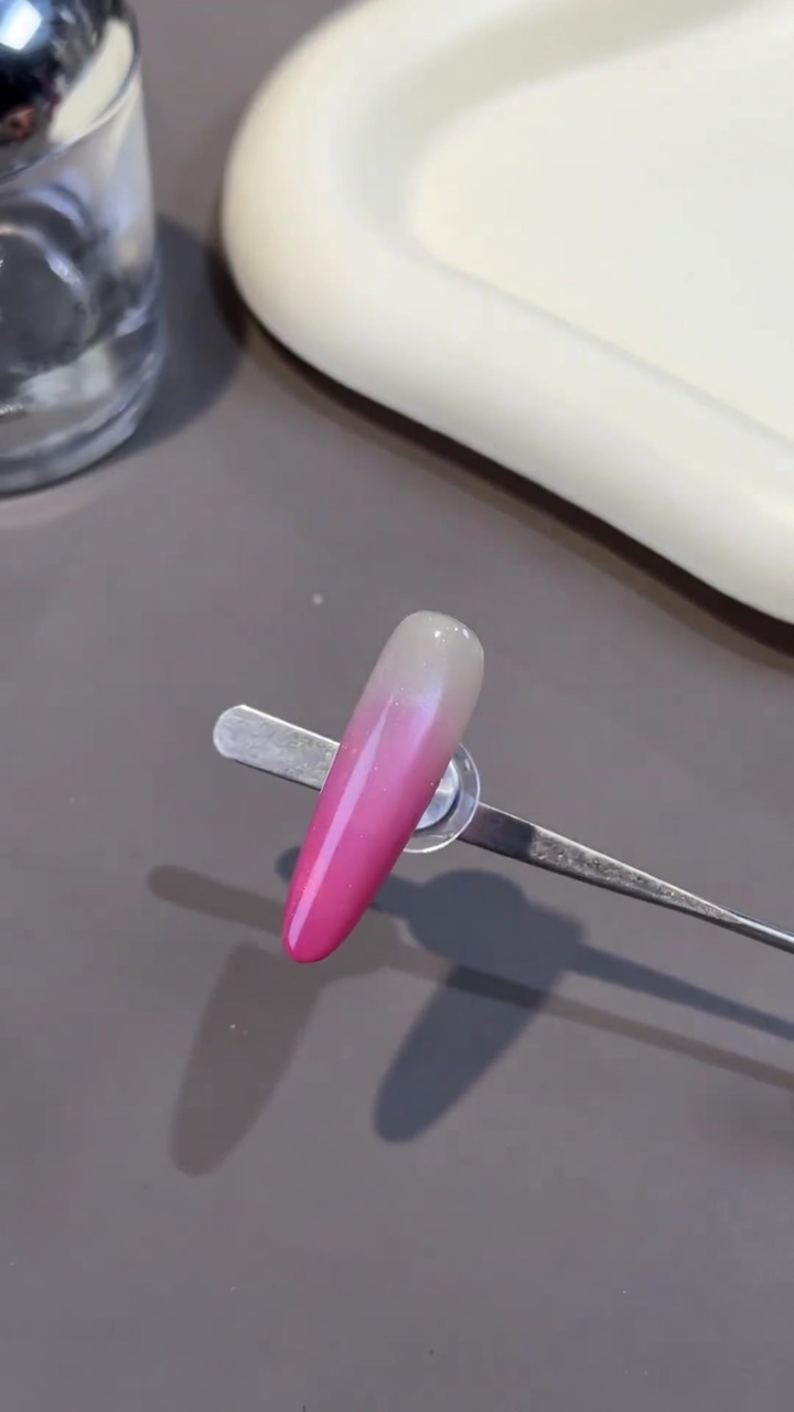 Unghie Gel Cat-Eye Ombré Rosa — Tutorial Passo dopo Passo