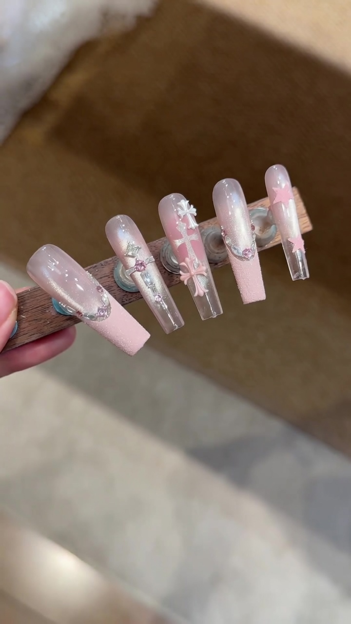 Unghie Sweet Chrome Heart — Tutorial dettagliato passo dopo passo