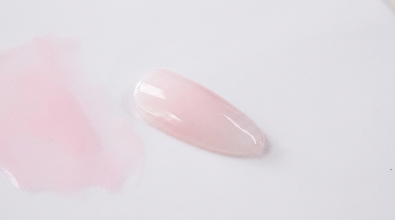 Gel Milky Pink Nude fai-da-te: Guida alla creazione del colore perfetto
