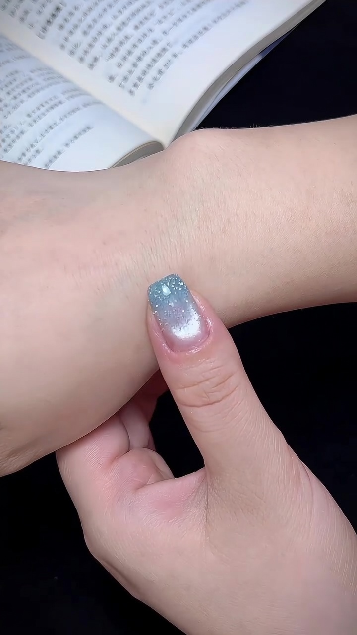 Unghie Cat Eye con Sfumatura Blu Acquatica — Tutorial Artistico Passo dopo Passo