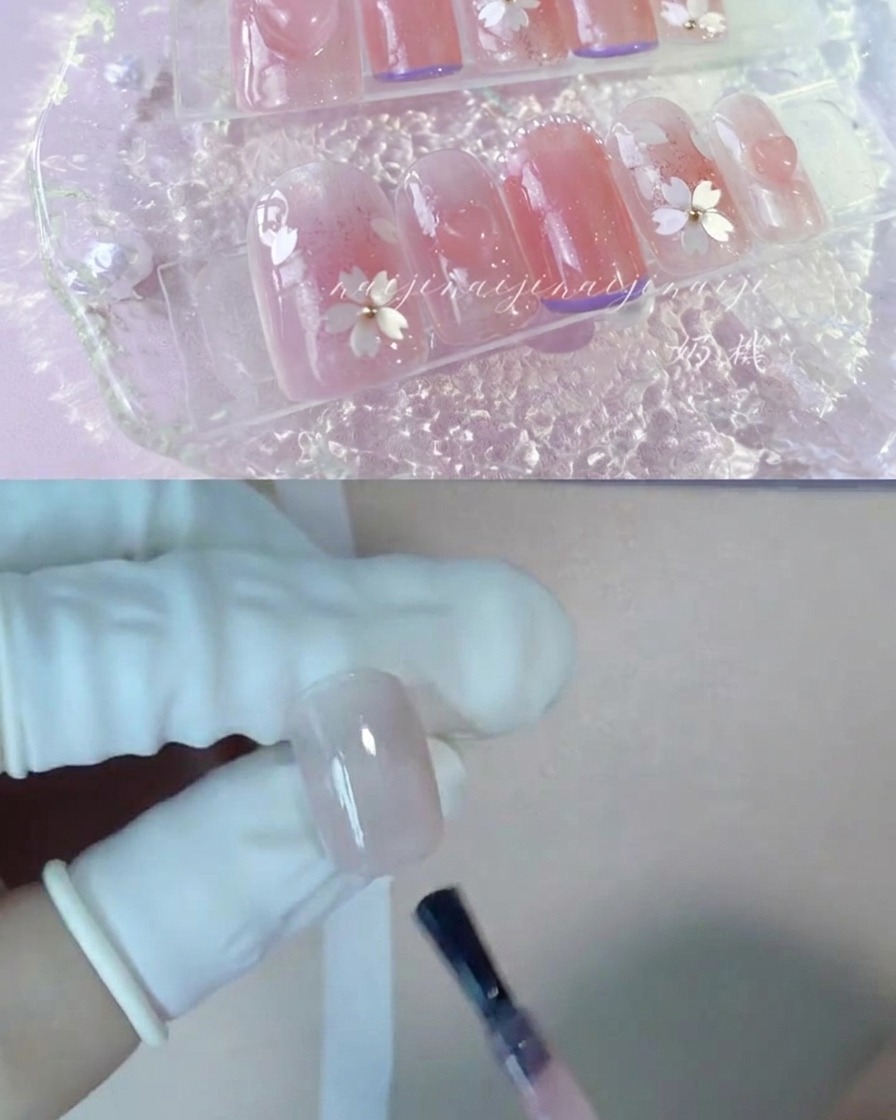 Un pennello applica del gel color pesca nude sullunghia del pollice.