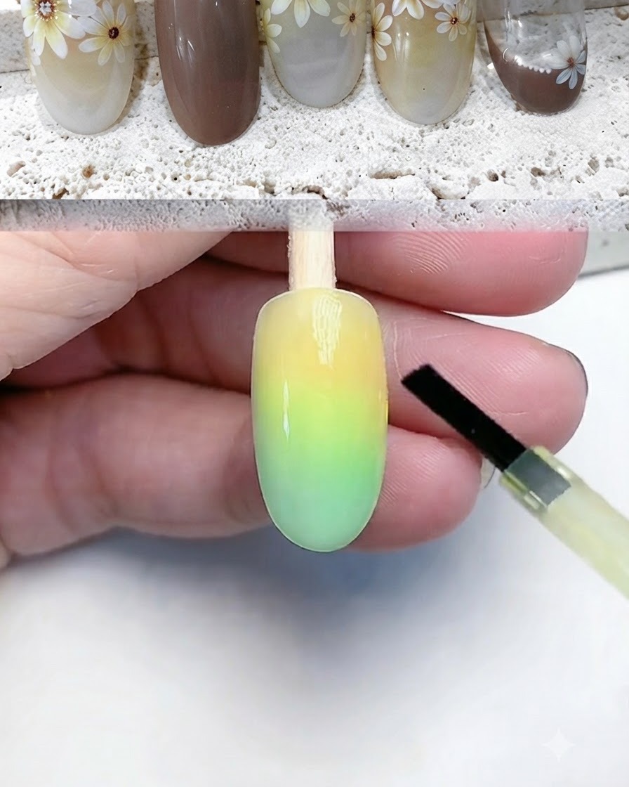 Una tip per unghie viene polimerizzata sotto una lampada UV o LED.