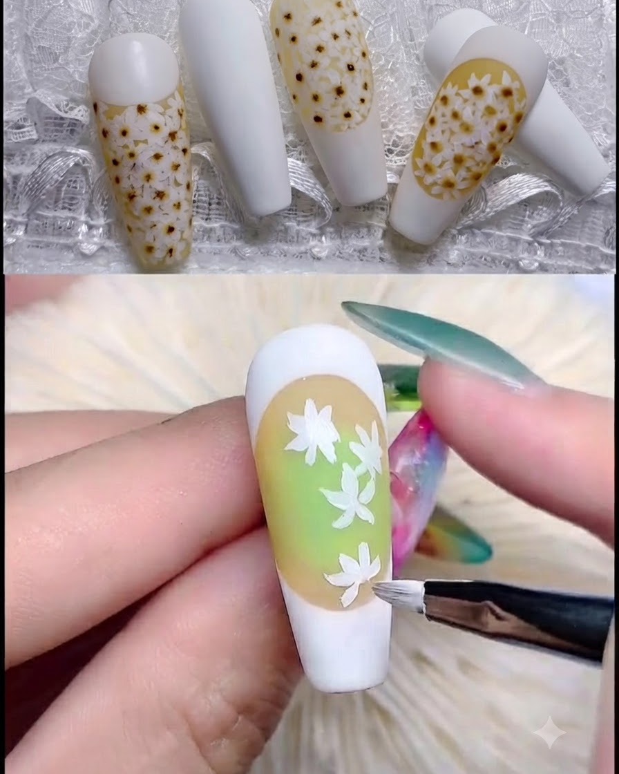 Miscelazione di una rubber base e gel colorato insieme su una tavolozza.