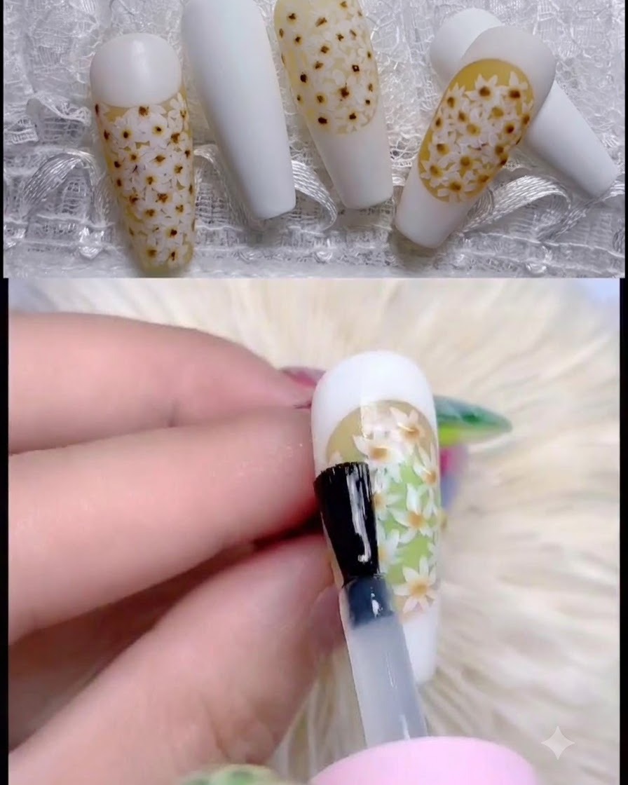 Ununghia posizionata sotto una lampada UV professionale per polimerizzare lapplicazione di smalto gel.