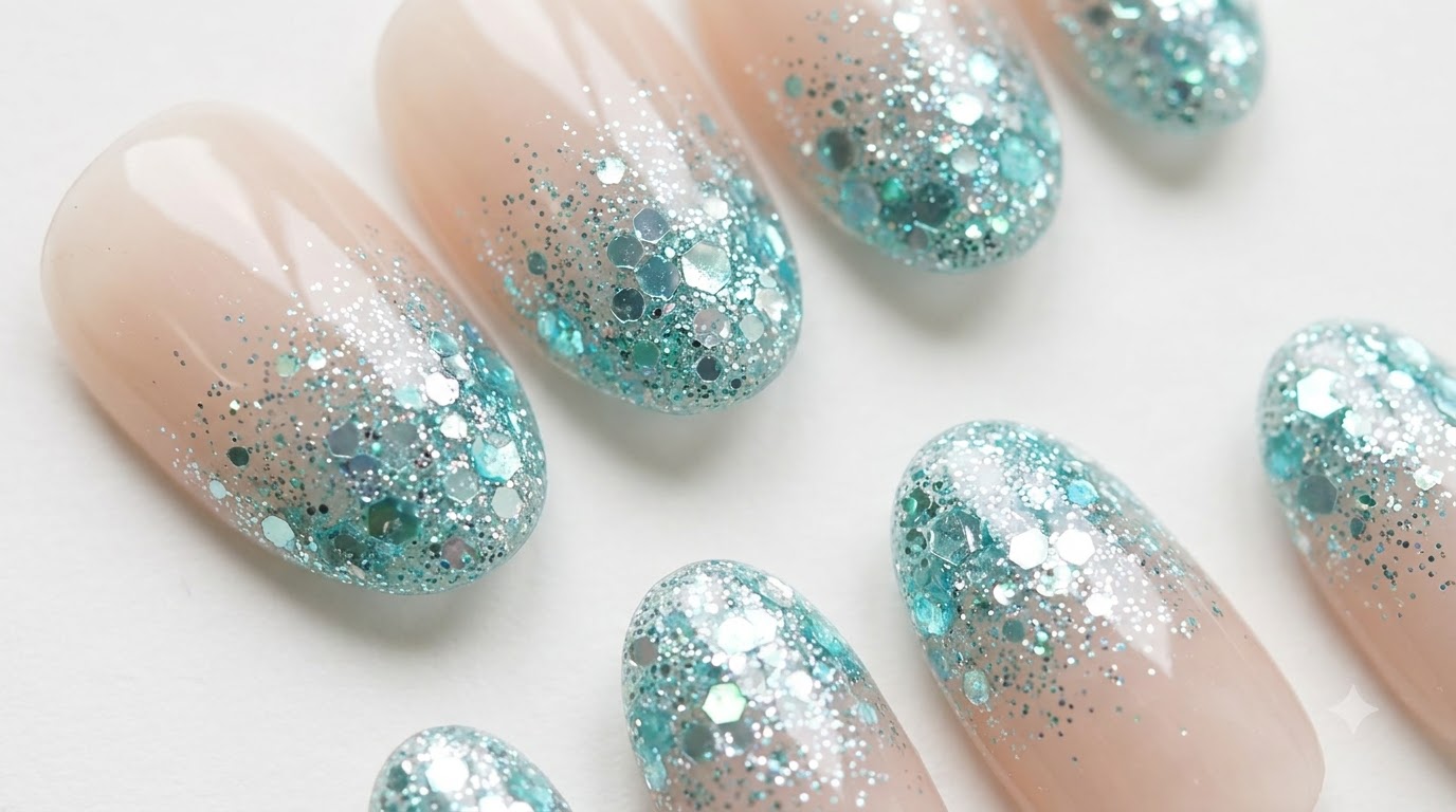 Unghie in Gel con Gradiente di Glitter e Paillettes Blu Menta — Tutorial Passo dopo Passo